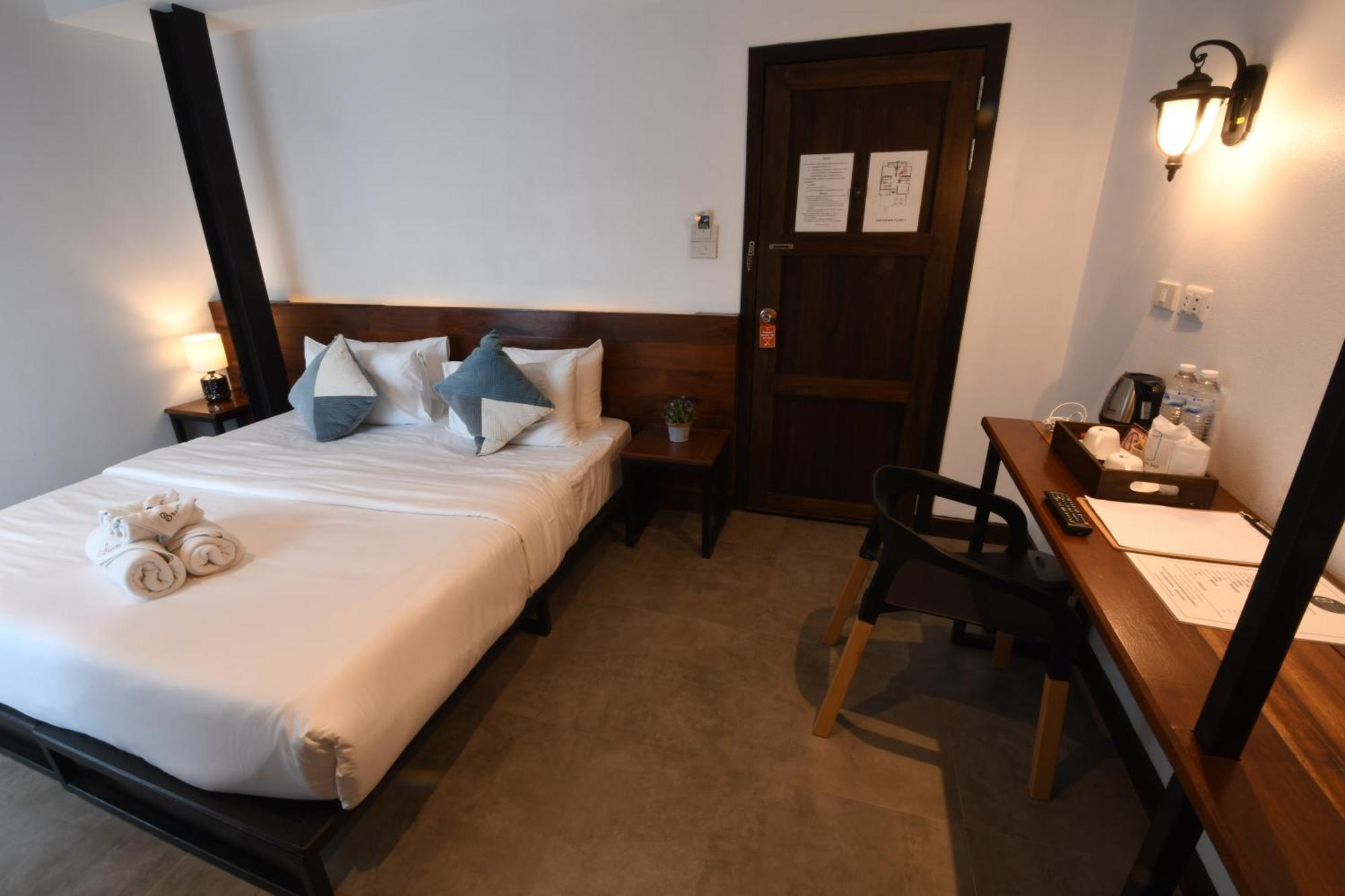 The Eight Ratvithi House Hotel Chiang Mai Ngoại thất bức ảnh