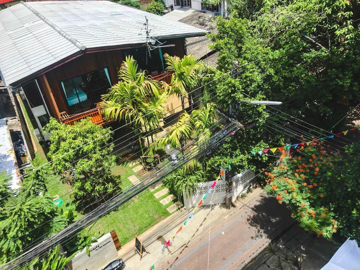 The Eight Ratvithi House Hotel Chiang Mai Ngoại thất bức ảnh
