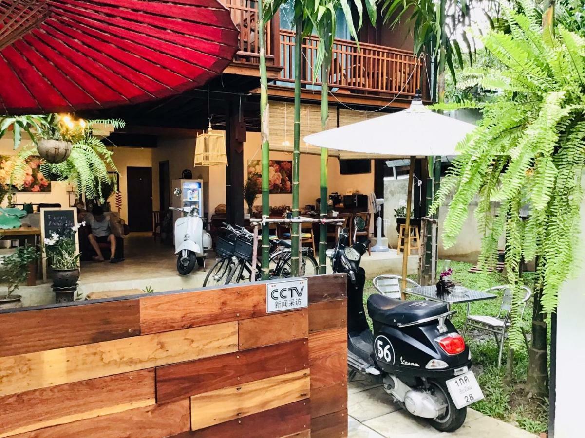 The Eight Ratvithi House Hotel Chiang Mai Ngoại thất bức ảnh