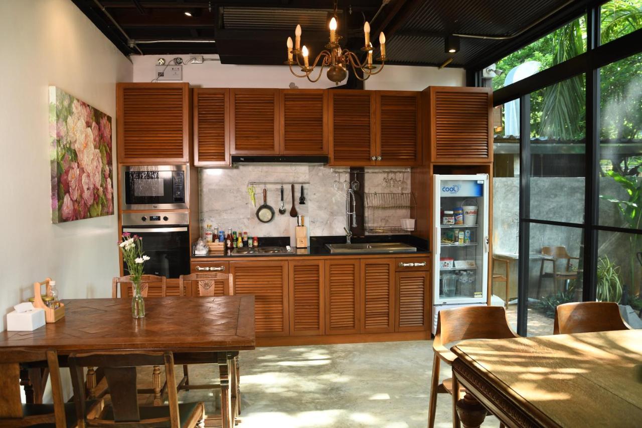 The Eight Ratvithi House Hotel Chiang Mai Ngoại thất bức ảnh